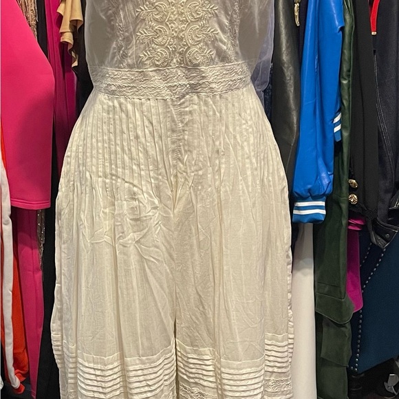 Free People - Picture 2 of 3